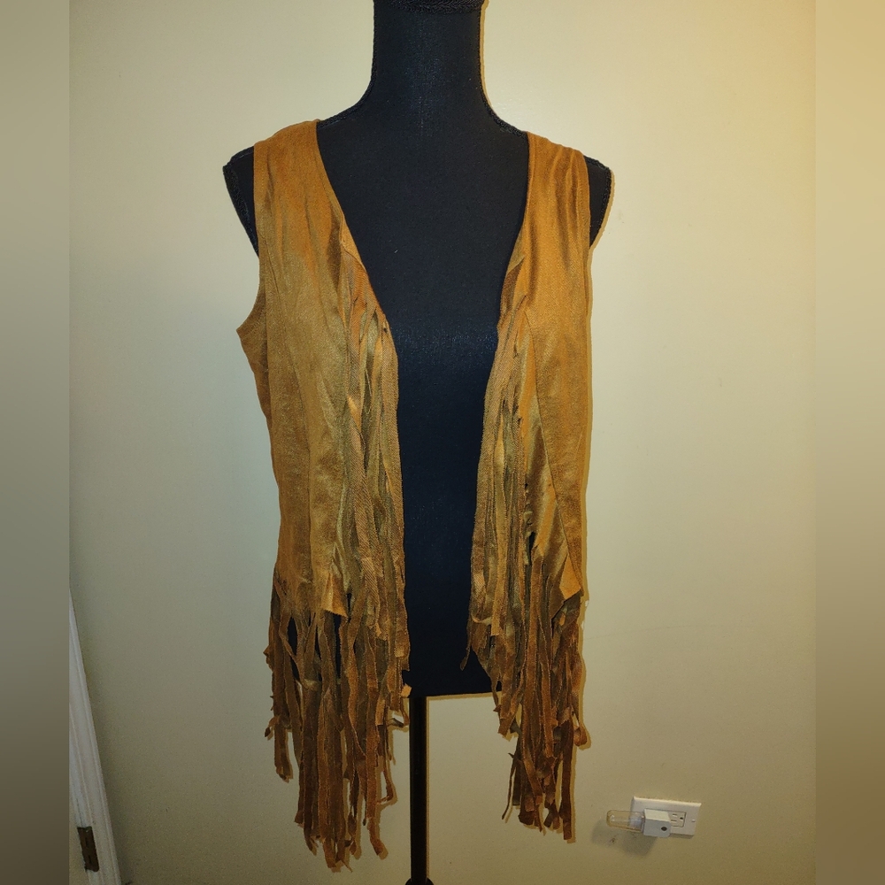 Brown Fringe Vest - Picture 10 of 14